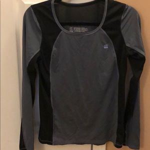 Scoop neck performance top
